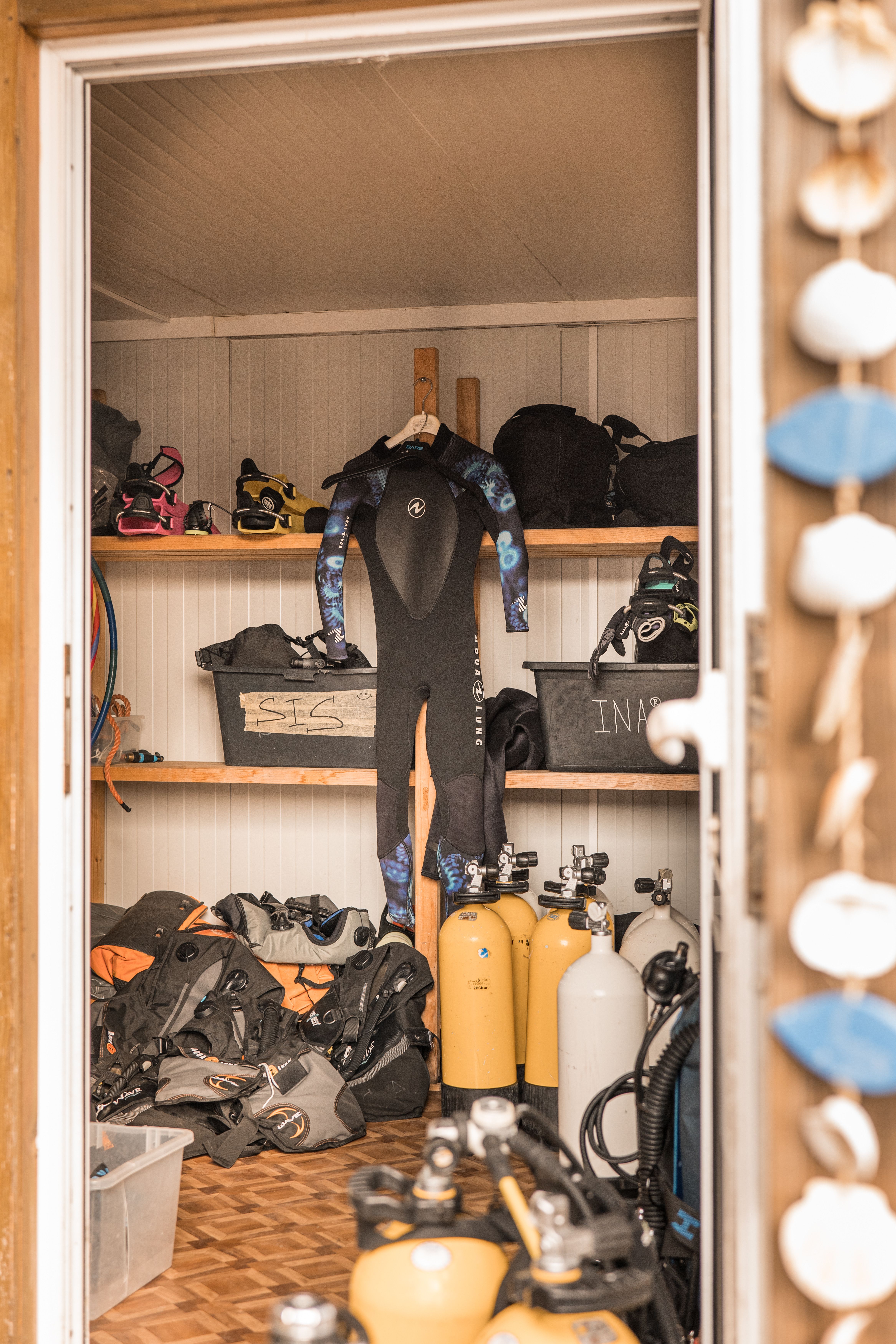 Dive center storefront